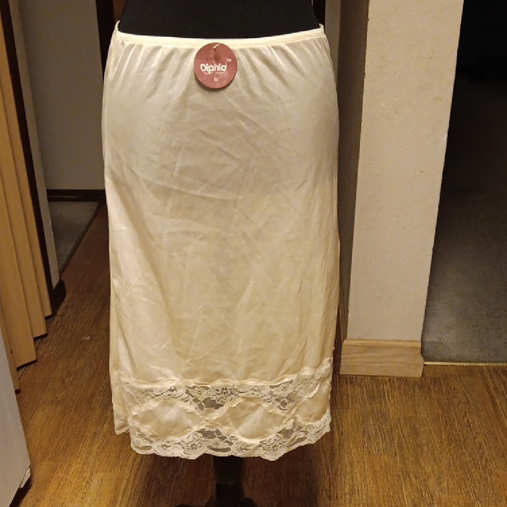Cream Long Floral Lace Trim Slip